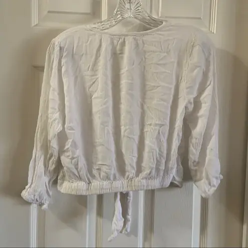 Indulge White Scoop Neck Tie Knot Front Crop Top M