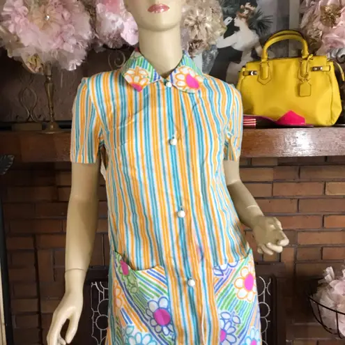 VINTAGE 1960'S DEAD STOCK ORANGE, BLUE & PINK STRIPES & FLORAL HOUSE DRESS NWT S Yellow