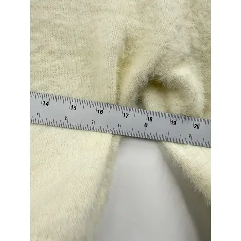 Bardot Sweater Womens XS Ivory Fuzzy Cropped Crewneck Long Sleeve Soft Eyelash