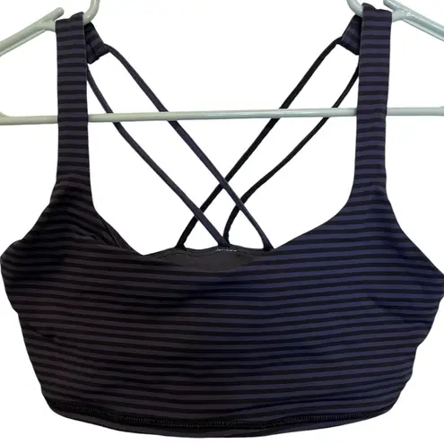 Lululemon  Free To Be Bra