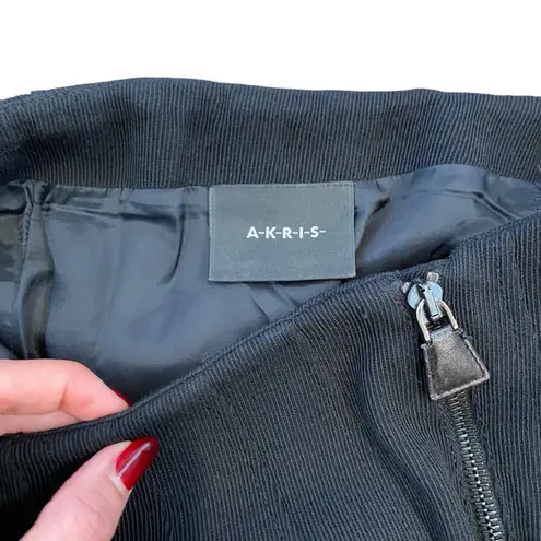 Akris Black Wool Pleated Skirt With Leather Side Zipper Size 4