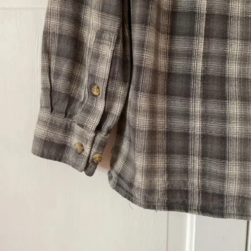 Duluth Plaid Flannel Button Down Long Sleeve Grey Gray Cream Plaid Vented Hem Size XS