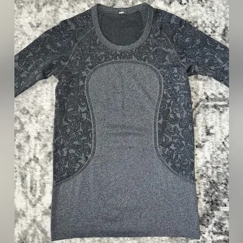 Lululemon  Swiftly Tech Long Sleeve Crew