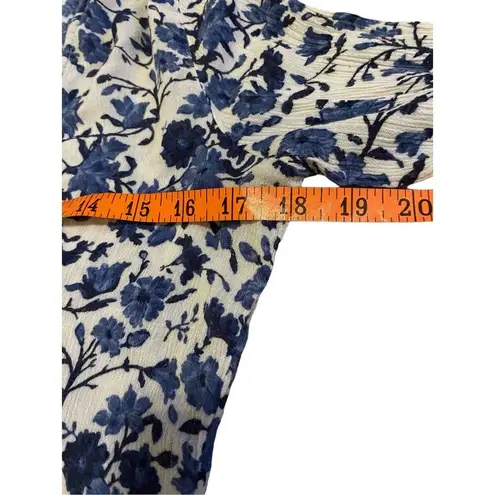 American Eagle  Bell Sleeve Floral Crop Top Tie Front Vacation Beach