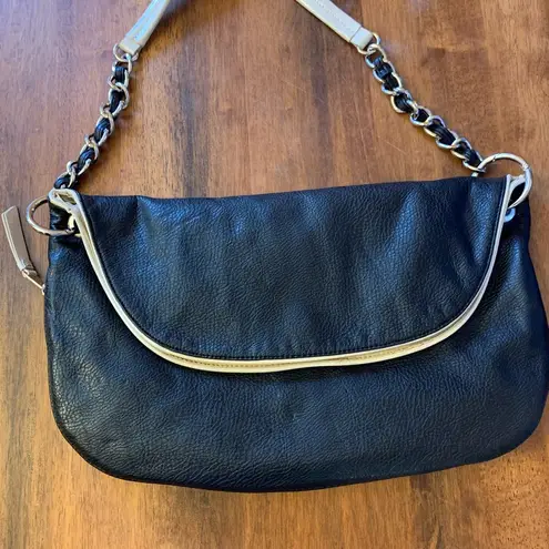 Jessica Simpson  black shoulder bag