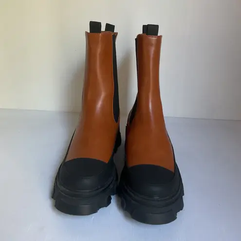 Portland Brown Black Chunky Platform Chelsea Boots Size 9 Women’s Fashion