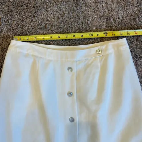 Vintage Emma & James Cream Button