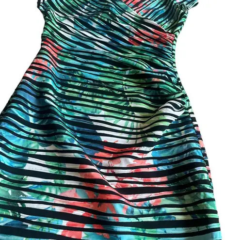 Joseph Ribkoff Bodycon Sheath Dress Short Sleeve Tropical Floral Stretch Size 8