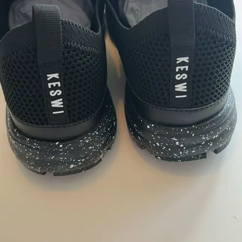 KESWI Women's Black Speckled Athletic Slip On Uniform Shoes, Size 7, NWT Black