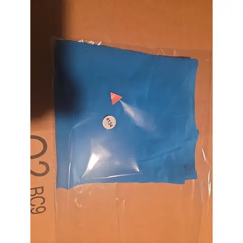 Casual Corner Women's Medium Teal T