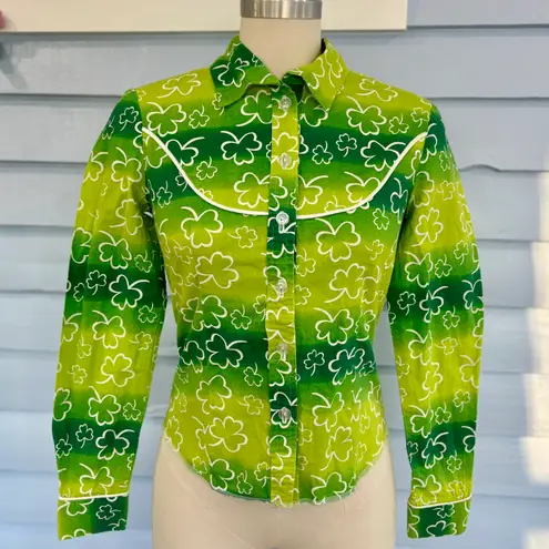 Vintage 70s/80s Western Shamrock Button Front Shirt Green