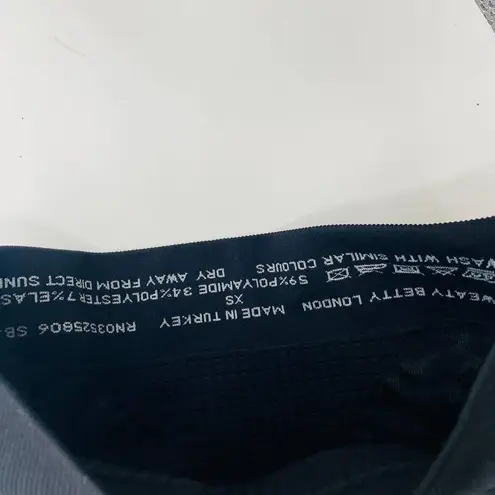 Sweaty Betty Stamina Sports Bra Grey Leopard Black Camouflage Size XS NWT