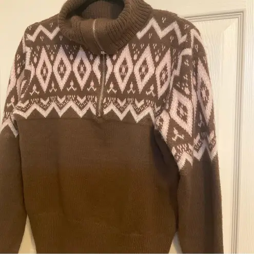 Woven Heart  Brown medium winter sweater