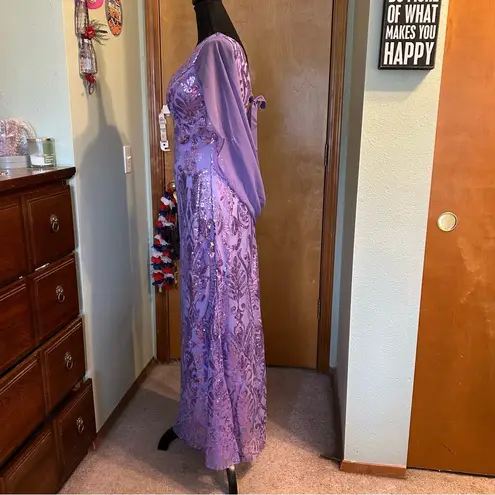NWOT lavender sequined homecoming dress with sheer chiffon cape size 4 Purple