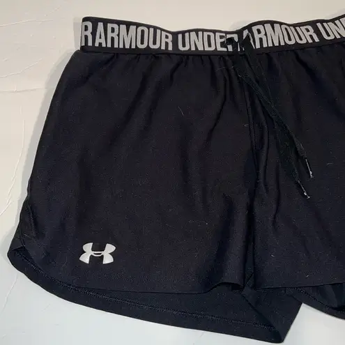 Under Armour  Shorts Womens Medium Black Loose Fit Heat Gear Athletic Activewear