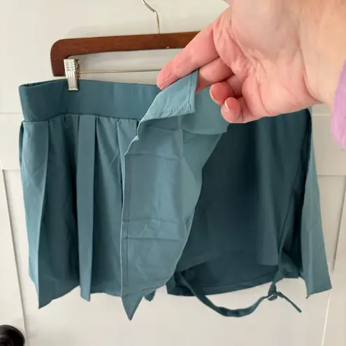 Halara Breezeful™ High WaistPleated Pocket Adjustable Buckle Skort. Size 2X.