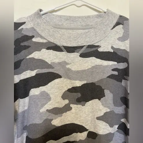 Aerie  Crew Neck Hometown‎ Desert Camo Sweatshirt Pullover Womens Size XS