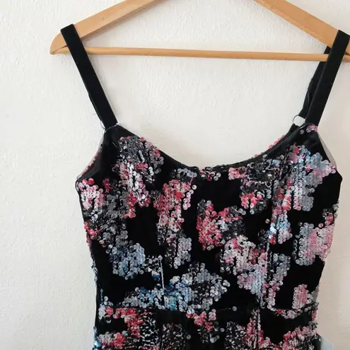 Dress the Population  Size S Lindsay Demi Neckline Sheath Sequin Dress NEW