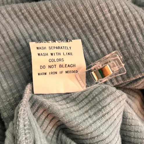 Womans Henley Top Medium Y2K Bella Swan Elena Gilbert Ribbed Knit Green