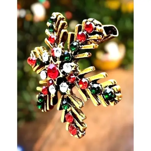 Christmas Snowflake Brooch Pin Star Red Green Crystal Accents Festive Wi…
