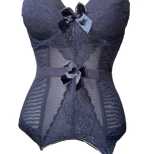 Vintage Corset Bra Lace Bow Black adjustable straps size medium