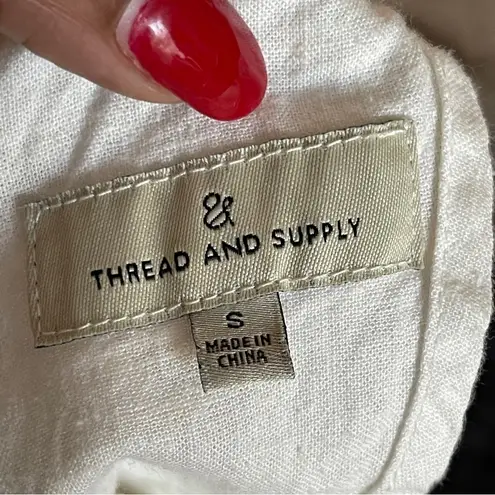THREAD & SUPPLY | White Linen Blend Split Back Top Sz S