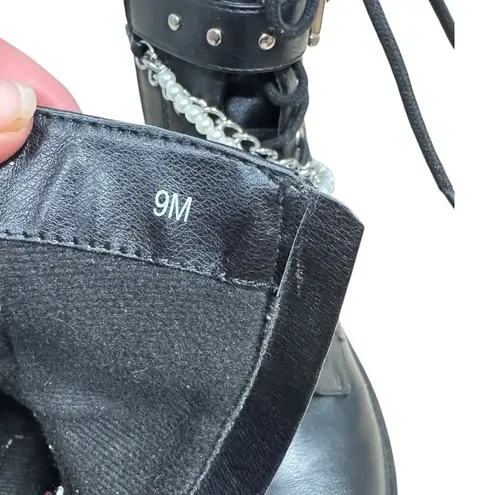 Jellypop Quinn Black Moto Combat Boots Faux Leather Pearls Chains Women’s Size 9