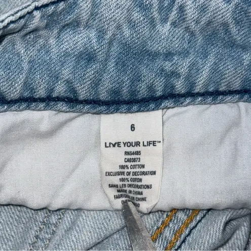 American Eagle  Studded Micro Mini Jean Shorts Sz 6 Low Rise Distressed y2k vtg