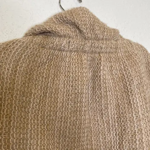 Demdaco Women’s Acrylic Knit Wrap Shawl Fringe Beige/Tan NWT OS Casual Bohemian