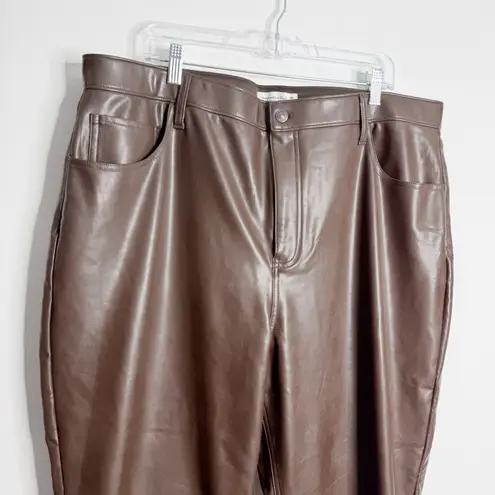 Abercrombie & Fitch NWT A&F Curve Love 90s Straight Ultra High Rise Brown Vegan Leather 20 Long - Image 7