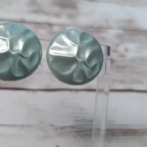 Vintage Screw Back Earrings