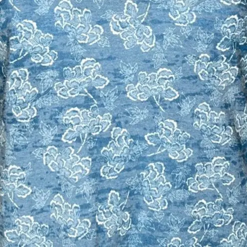 prAna Shirt Womens Small Blue Floral Tee Layering Casual Lounge Athleisure