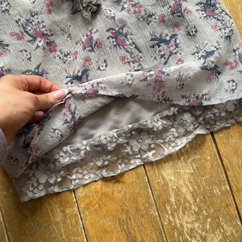 Decree Degree Purple Floral Ruffle Lace Trim V Neck Tank Top Medium