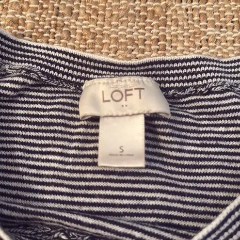 Loft Ann Taylor  Striped Short Sleeve Knit Sweater Top Blue White Small