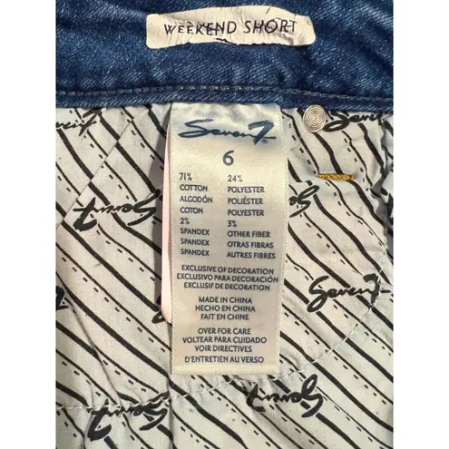 Seven7 Weekendsum Women's Size 6 Blue Denim Cutoff Embroidered Bee Daisy Pocket