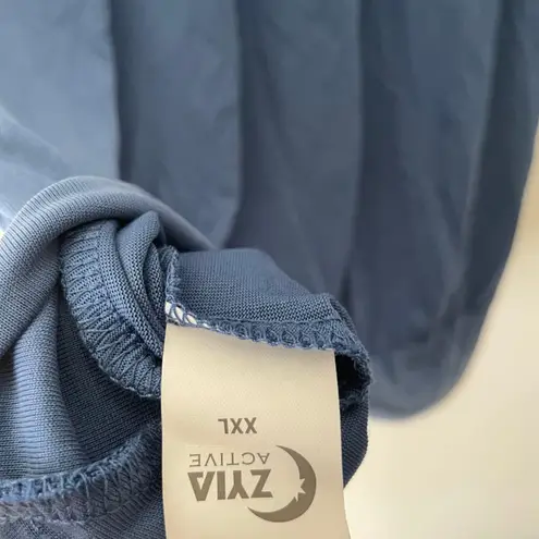 Zyia Calm Blue Swirl in Front Shirt