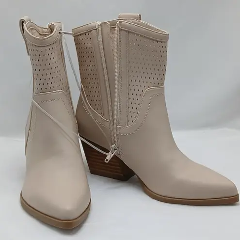 Dolce Vita Kirby Chunky Heel Ankle Boot Women's 6 Beige Western Shoes Cowgirl