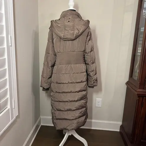 Women's Down Filled Puffer Full Length Jacket Brown Size Large NWT Obosoyo