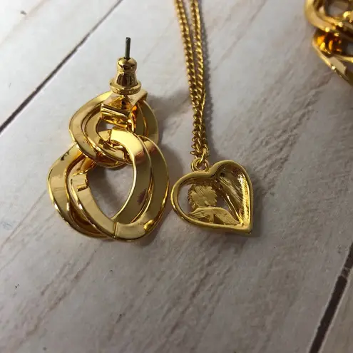 Avon Heart necklace and chain link pierced earrings set red ruby garnet gem VTG Gold