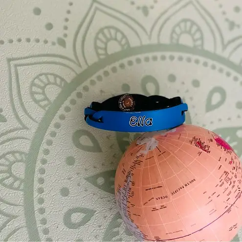 Canadian Leather Embroidered “Ella” Blue Snap Bracelet