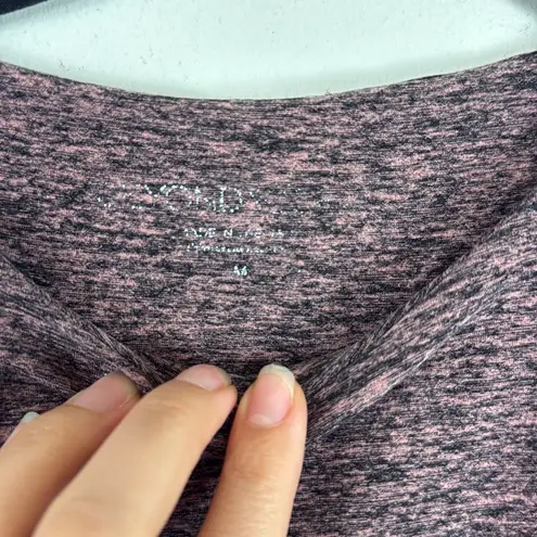 Beyond Yoga Spacedye Stripe Down Crop Tank in Black/Pink Lei Size Medium