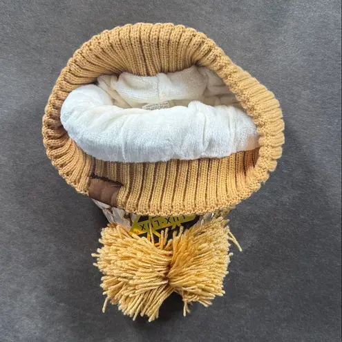 Adult Lux Lux Gold Puffer Beanie with Pom One Size fits Most NEW