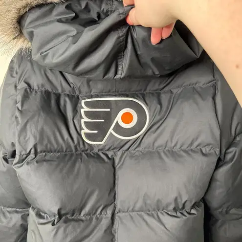 Reebok  Black Philadelphia Flyers Puffer Coat Size Medium