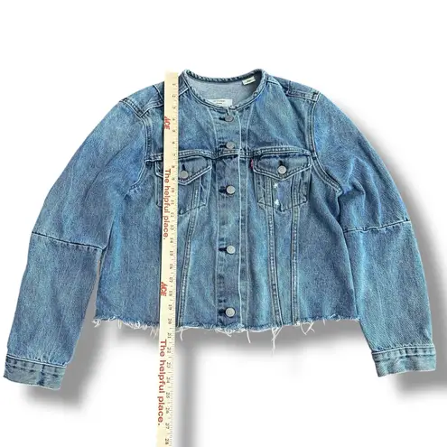 Levi's Levi’s Altered Trucker Jacket L Women’s Large Cropped Raw Hem Collarless‎ Denim - Image 4