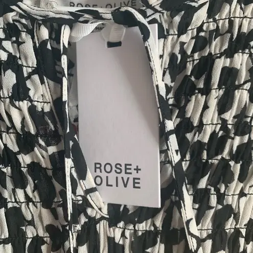 Rose + Olive Black and White Chiffon Fit & Flare Blous Size Large NWT