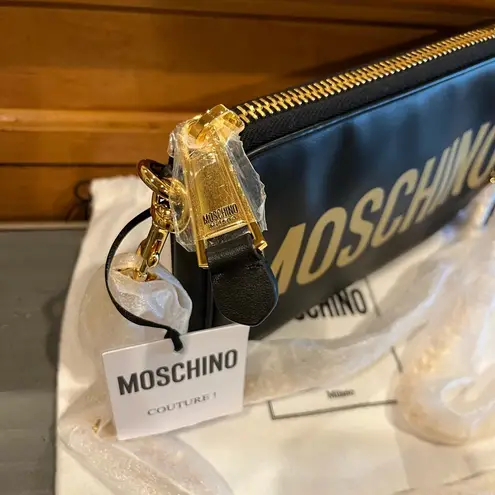 Moschino NWT  Logo-print Zipped Chain Shoulder Bag