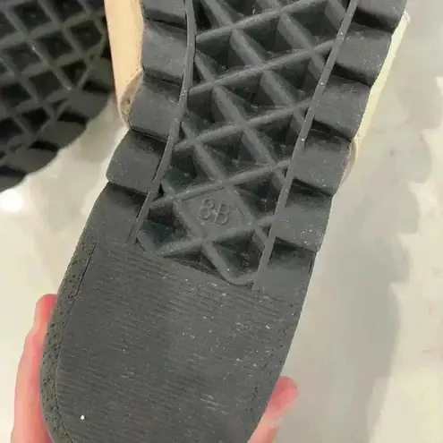 Aerosoles Vintage Ivory Weaved Leather Flat Sandal Shoes Women 8 Casual Everyday