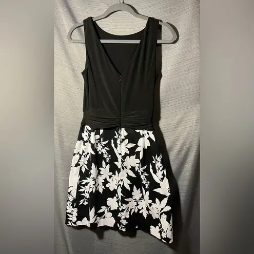 American Living Floral Color Block Fit & Flare V-Back Dress Size 6