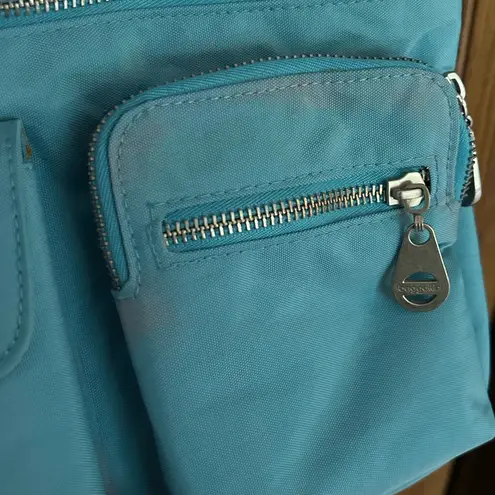 Baggallini Baggalini Big Sydney Crossbody Travel Purse Bag Aqua Blue Nylon Water Resistant