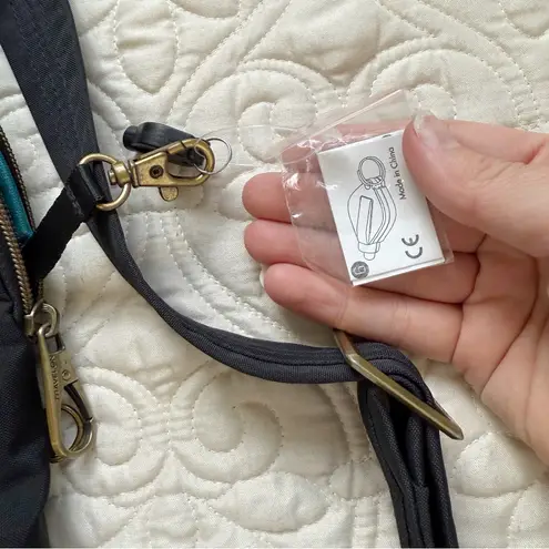 Travelon NWOT Anti-Theft Signature Slim Backpack